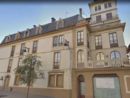 Casa / vil·la de 1,050m² en venda a La Cerdanya, Espanya