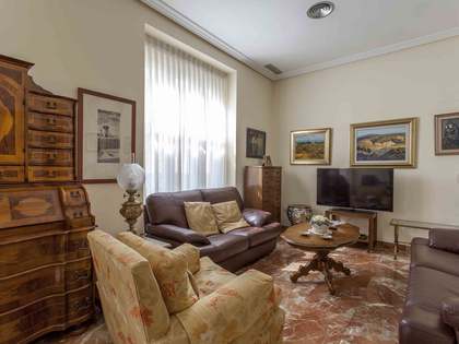 Appartement van 125m&sup2; te koop in La Seu, Valencia