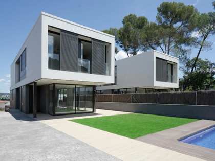 Casa / villa di 250m² in affitto a Valldoreix, Barcellona