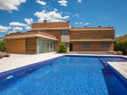 Casa / Vila de 650m&sup2; &agrave; venda em Vallromanes, Maresme