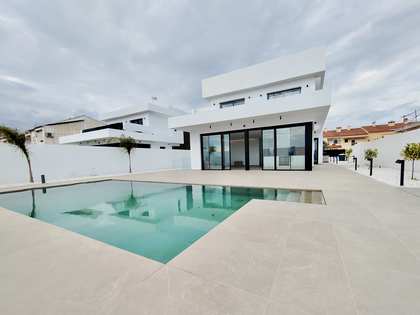 Casa / villa di 275m² in vendita a Playa San Juan, Alicante