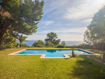 230m² house / villa for sale in San José, Ibiza