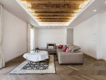 180m² apartment for sale in Eixample Right, Barcelona