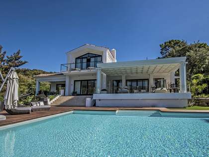 Дом / Вилла 1,319m&sup2; на продажу в Бенаавис, Costa del Sol