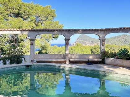 Villa van 256m² te koop in San Antonio, Ibiza