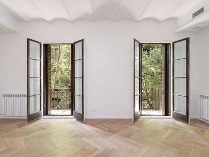 Квартира 122m², 9m² террасa на продажу в Борн, Барселона
