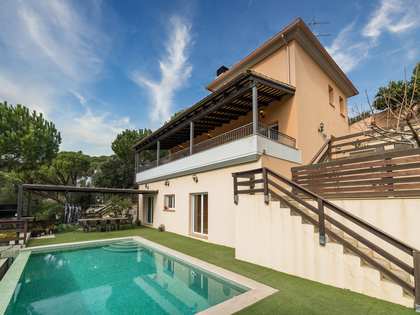 Huis / villa van 357m² te koop in Sant Feliu, Costa Brava