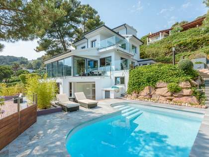 Superb luxury property for sale in Cala Sant Francesc