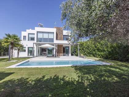 Casa / vil·la de 426m² en venda a Bétera, València