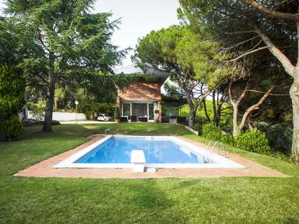 Casa / Vila de 310m&sup2; &agrave; venda em Cabrera de Mar, Maresme