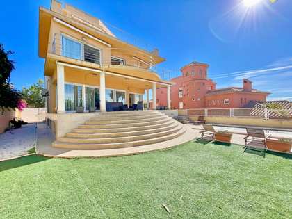 Casa / vil·la de 340m² en venda a Cabo de las Huertas