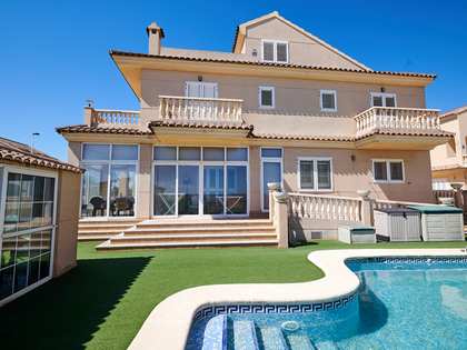 Casa / vil·la de 563m² en venda a El Saler / Perellonet