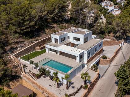 huis / villa van 395m² te koop in Moraira, Costa Blanca