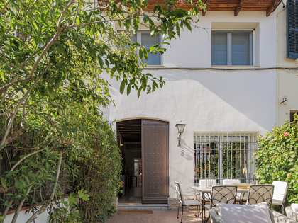165m² house / villa with 15m² terrace for sale in El Masnou