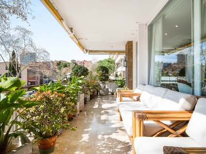 307m² apartment with 46m² terrace for sale in Turó Park