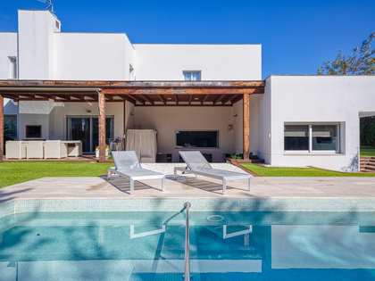 Casa / villa di 295m² con giardino di 1,062m² in vendita a Sant Andreu de Llavaneres