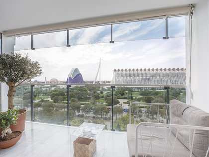 Appartamento di 123m² con 10m² terrazza in affitto a Ciudad de las Ciencias