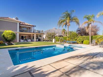 Casa / villa de 535m² en venta en Nueva Andalucía