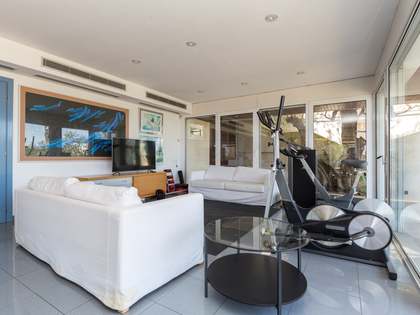Casa / villa de 663m² con 300m² de jardín en venta en Esplugues