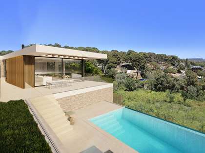 387m² hus/villa med 48m² terrass till salu i Calonge