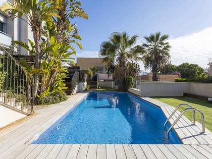 Casa / villa de 224m² con 25m² terraza en venta en Sitges Town