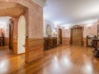 Дом / вилла 900m² на продажу в Лас Росас, Мадрид