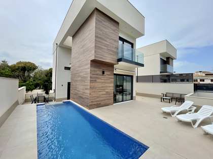 Maison / villa de 280m² a vendre à Playa San Juan avec 255m² de jardin