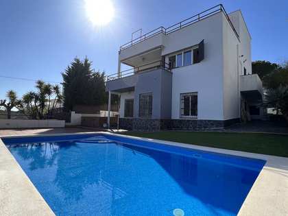 247m² haus / villa mit 315m² garten zum Verkauf in Sant Pol de Mar