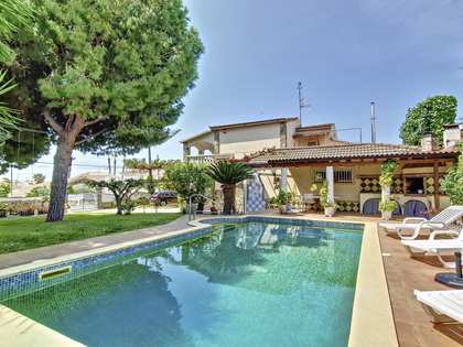 Maison / villa de 237m² a vendre à Calafell, Costa Dorada
