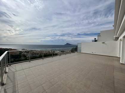 144m² penthouse with 55m² terrace for sale in Altea Town