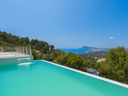 360m² house / villa with 126m² terrace co-ownership opportunities in Altea Town