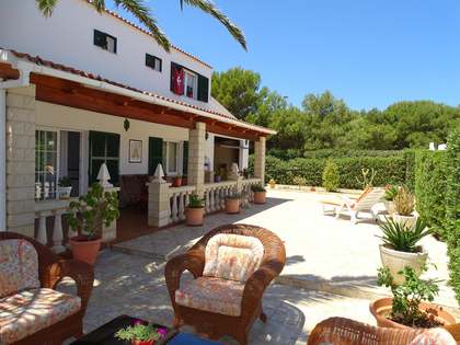 Villa de 240m² con 20m² de terraza en venta en Menorca
