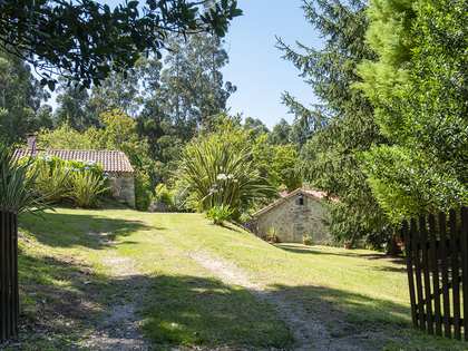 Casa / villa di 254m² in vendita a Pontevedra, Galicia