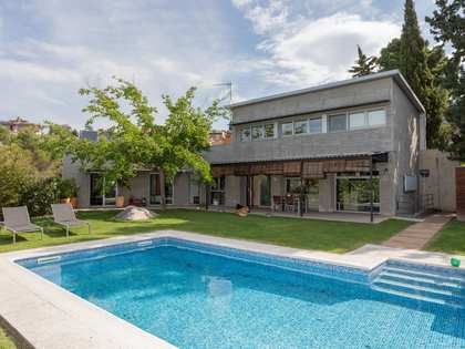 Дом / вилла 375m² на продажу в Girona Center
