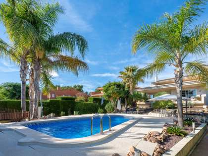 341m² house / villa for sale in Urb. de Llevant, Tarragona