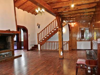 Casa / Vila de 355m&sup2; with 320m&sup2; Jardim &agrave; venda em Escaldes