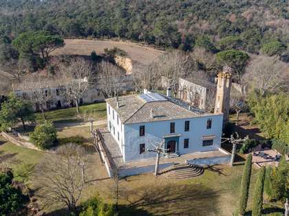 Maison de campagne de 1,910m² a vendre à La Selva avec 20,000m² de jardin
