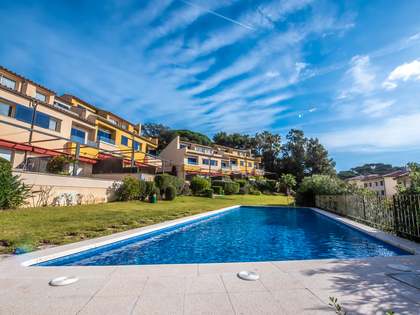 Maison / Villa de 200m² a vendre à Sant Feliu avec 25m² terrasse