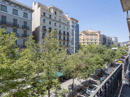 166m² apartment for sale in Eixample Left, Barcelona