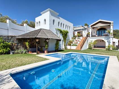 Casa / Villa di 463m² con 41m² terrazza in vendita a Benahavís