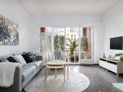 Квартира 89m² на продажу в Правый Эшампле, Барселона