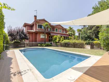 Дом / вилла 426m² на продажу в Лас Росас, Мадрид