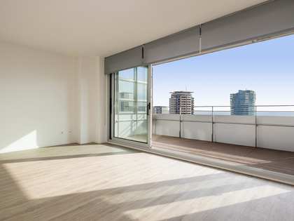 75m² lägenhet med 10m² terrass till uthyrning i Diagonal Mar