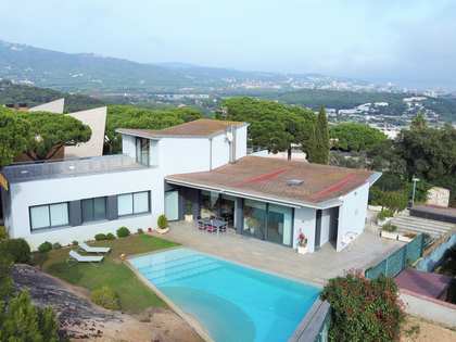 466m² house / villa for sale in Sant Feliu, Costa Brava