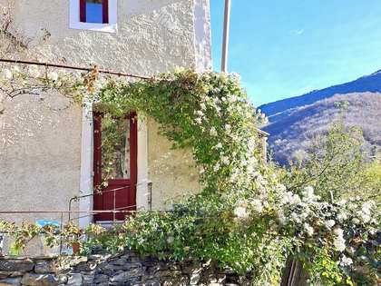 Maison / villa de 230m² a vendre à Montpellier avec 20,000m² de jardin