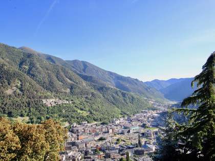 Parcel·la de 671m² en venda a Escaldes, Andorra