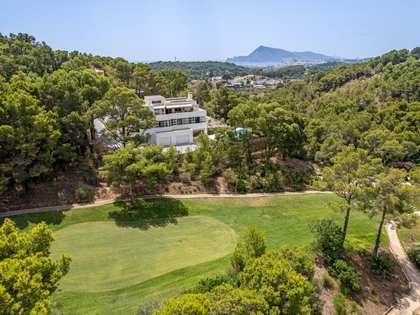 530m² house / villa with 100m² terrace for sale in Altea
