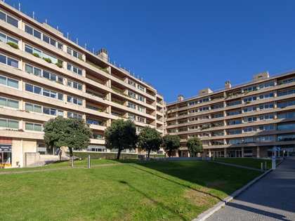 Apartmento de 167m² à venda em Porto, Portugal