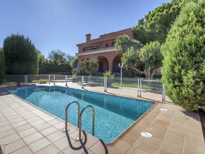 Casa / villa de 334m² en venta en La Eliana, Valencia