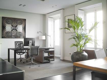 在 Recoletos, 马德里 230m&sup2; 出售 房子